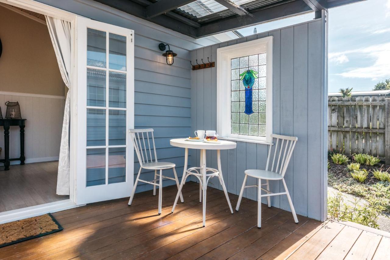 Pohutukawa Cottage, Waiheke Island Surfdale Экстерьер фото
